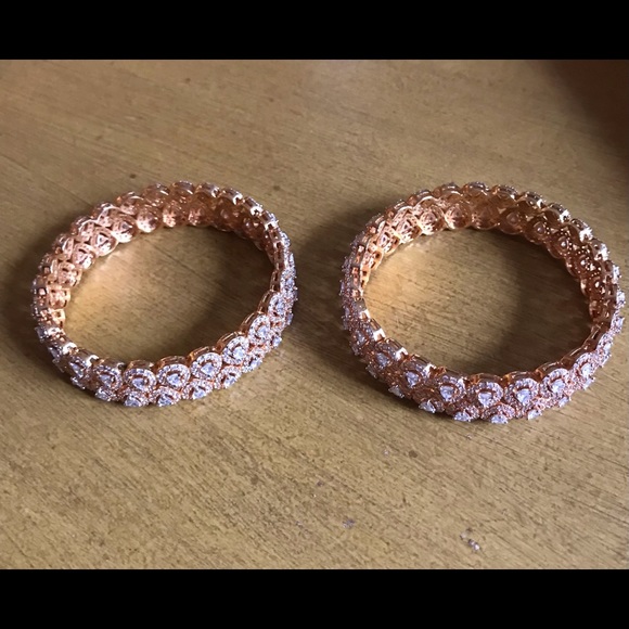 India Fashion Bracelets Bizintene style rhinestone tear drop setting - Picture 3 of 3